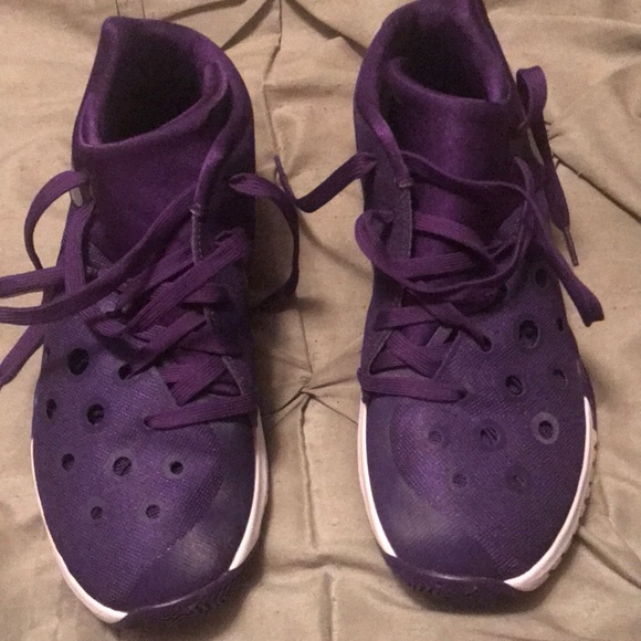purple nike trainers ladies